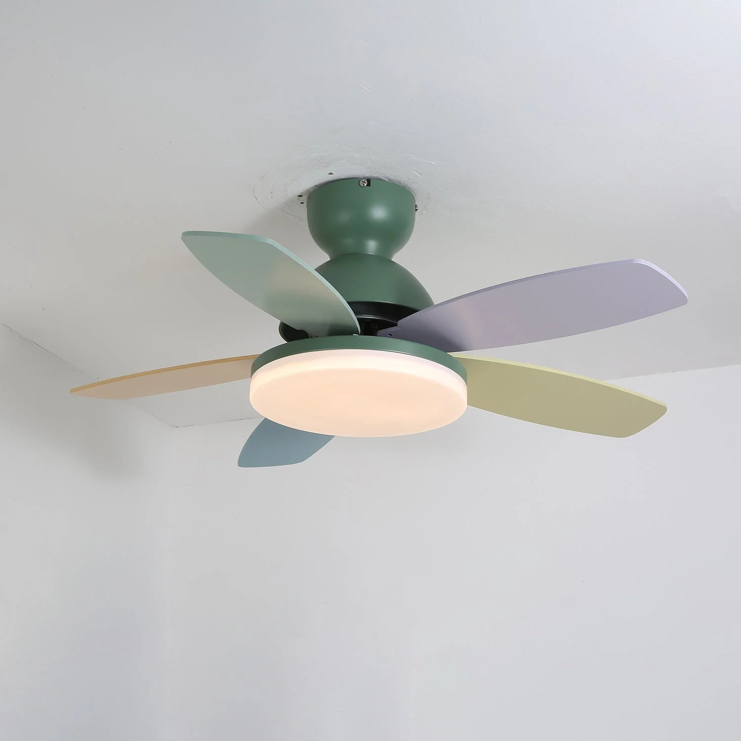 Aurelium – Moderne Plafondventilator Met LED Verlichting En Multicolor Bladen - Image 8
