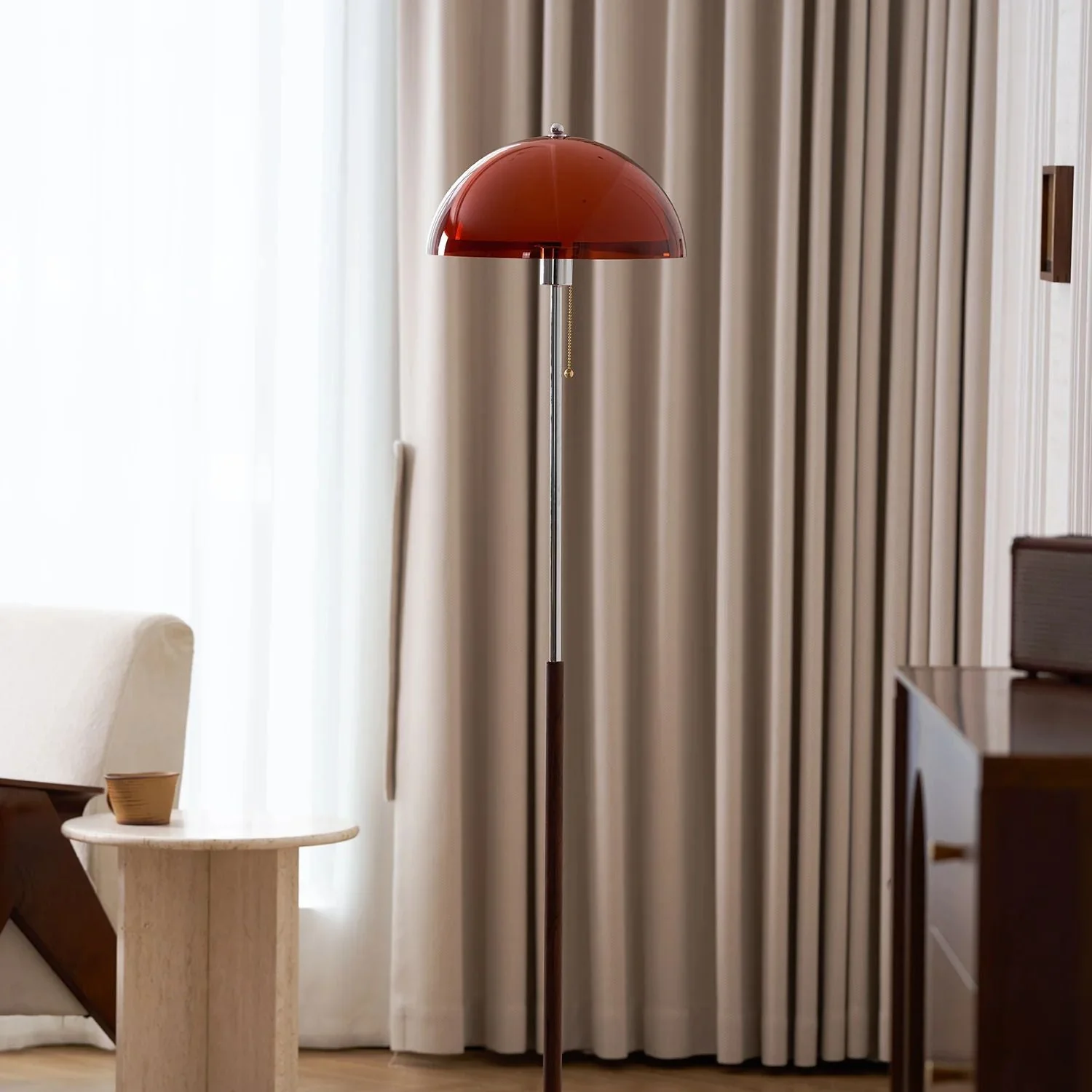 Marzella – Retro Vloerlamp Met Amber Koepel - Image 24