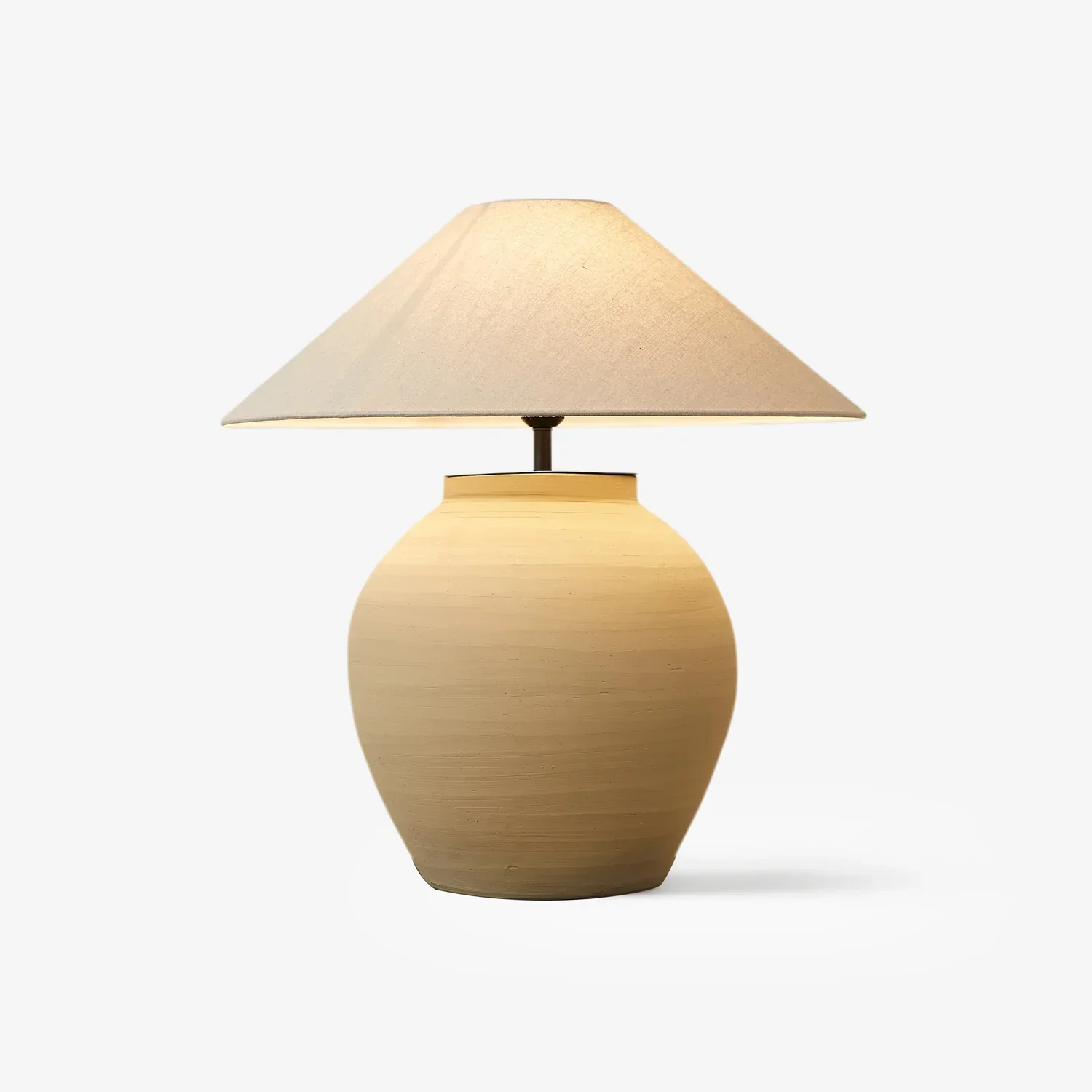 Thamdor – Vintage Tafellamp met Klassiek Silhouet en Warme Glans